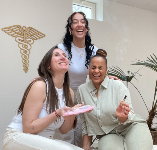Kundalini Sisters 010