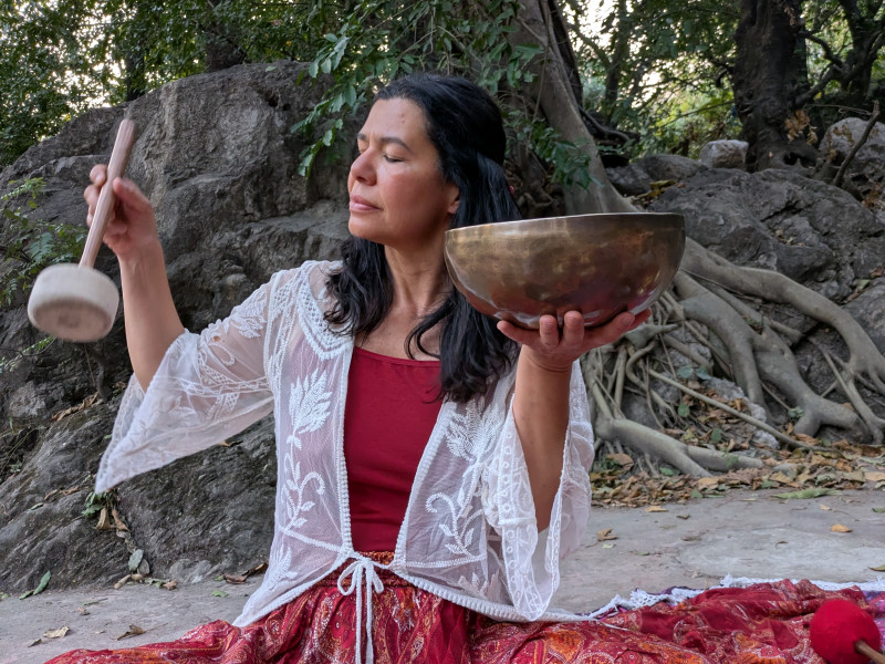 Madhavi Holistic Yoga & Sound Healing