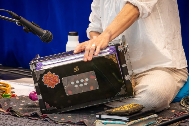 Mahadeva Mantrazingen in Deventer