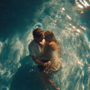 photo gallery image 01