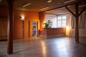 photo gallery image 01
