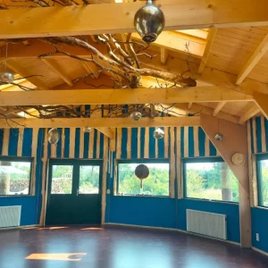 photo gallery image 01