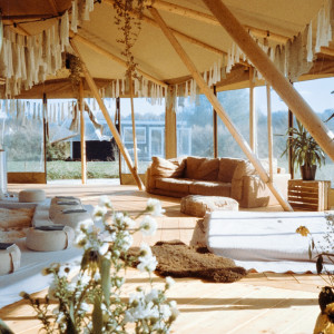 photo gallery image 01