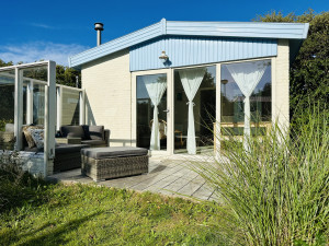 photo gallery image 01