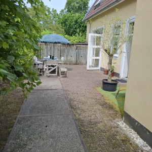 photo gallery image 01