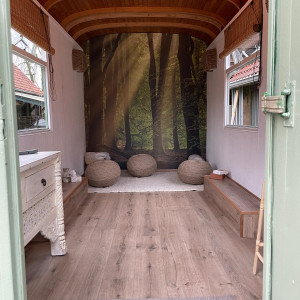 photo gallery image 01