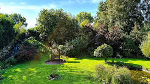 photo gallery image 01