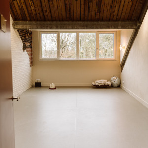 photo gallery image 01