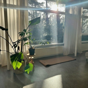 photo gallery image 01