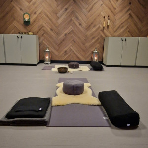 photo gallery image 01