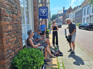 photo gallery image 01