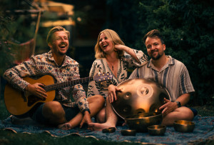 photo gallery image 01