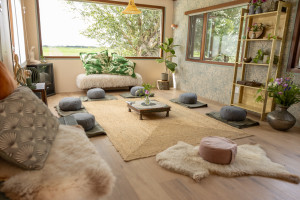 photo gallery image 01