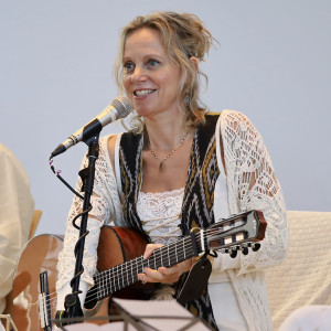 photo gallery image 01