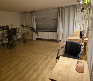 photo gallery image 01
