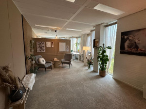 photo gallery image 01