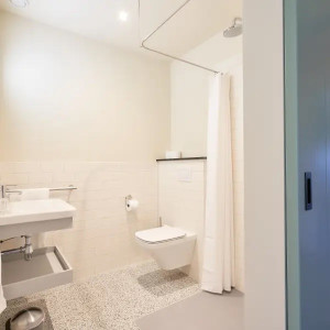 photo gallery image 01