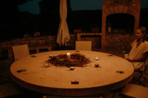 photo gallery image 01