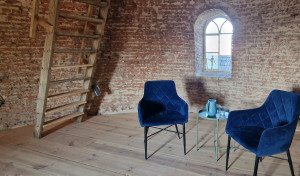 photo gallery image 01