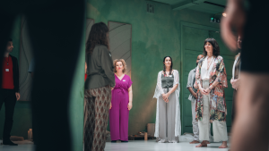 photo gallery image 01