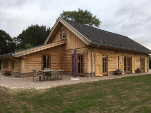 photo gallery image 01