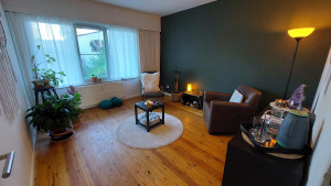photo gallery image 01