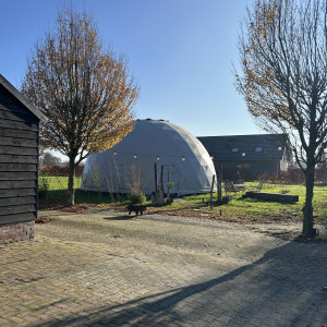 photo gallery image 01