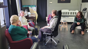 photo gallery image 01