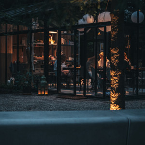 photo gallery image 01