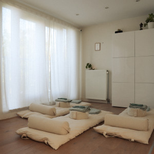 photo gallery image 01