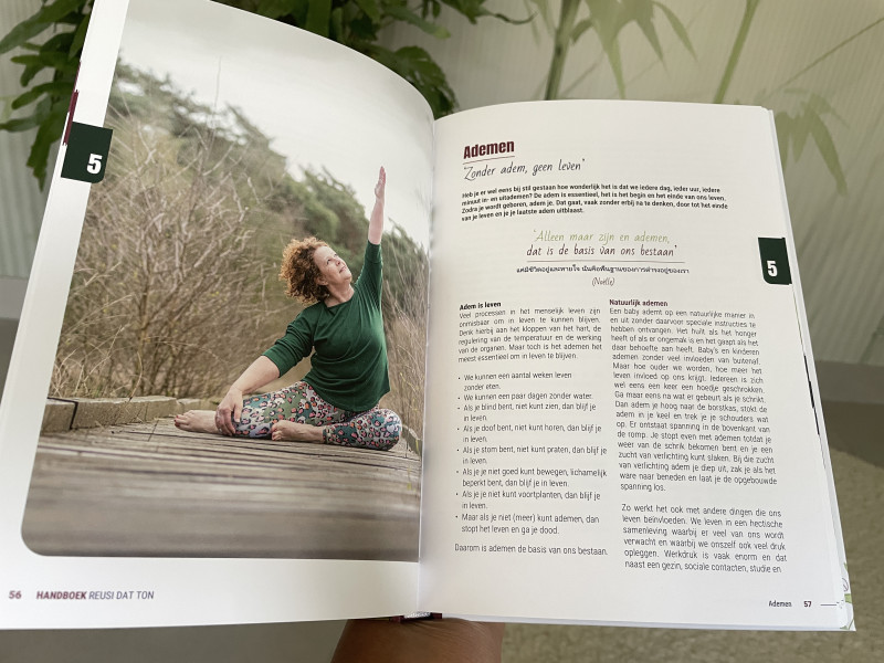 YOGA Noëlle van Kasteren