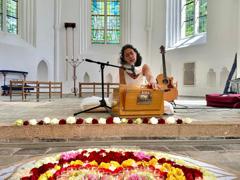 Dana Devi
